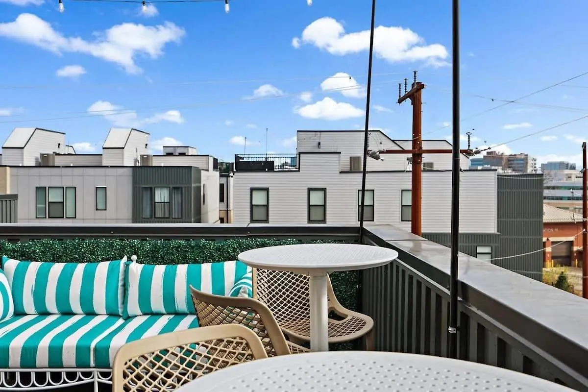 The Southern Lady & Gentleman - Rooftop Patios ناشفيل بيت للعطل