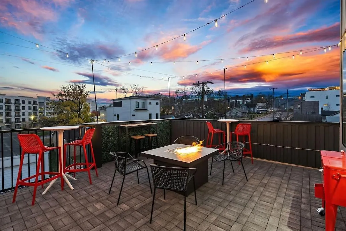 The Southern Lady & Gentleman - Rooftop Patios Nashville 0*,  Verenigde Staten